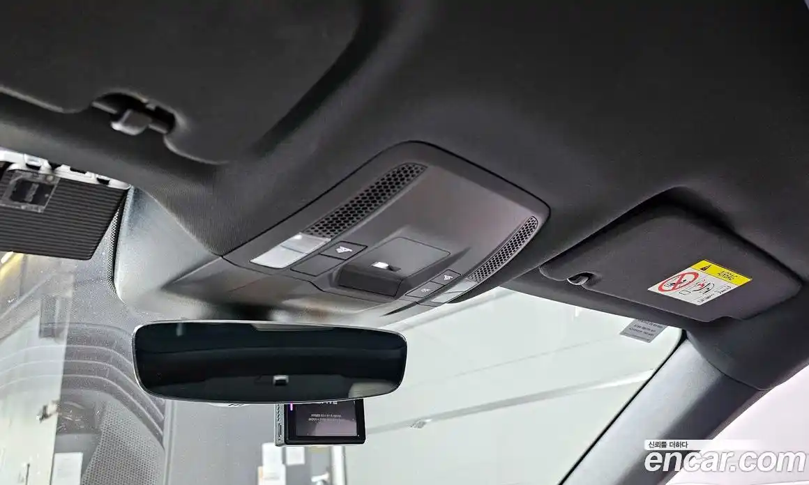 Porsche Taycan 2024 0.1 Автомат в Москве № 270143, фото 17