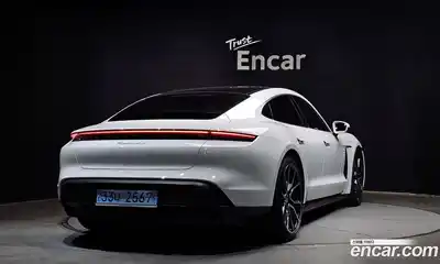 Porsche Taycan 2024 0.1 Автомат в Москве № 270143, миниатюра 2