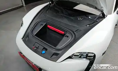 Porsche Taycan 2024 0.1 Автомат в Москве № 270143, миниатюра 6