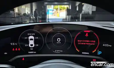 Porsche Taycan 2024 0.1 Автомат в Москве № 270143, миниатюра 8