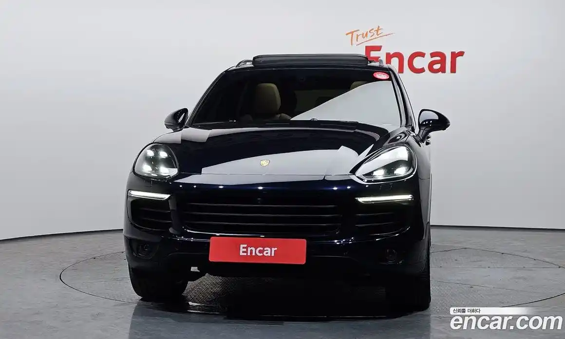 Porsche Cayenne 2016 3.0 Автомат в Москве № 270638, фото 9