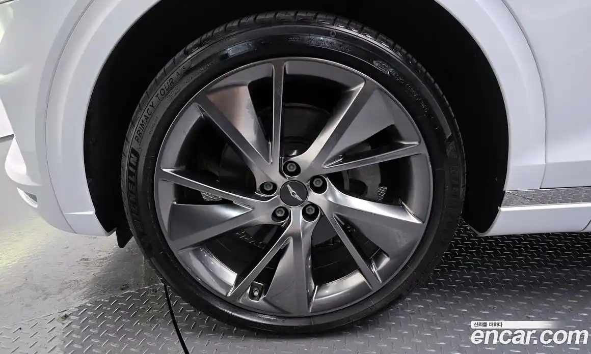 Genesis GV70 2022 2.5 Автомат в Москве № 27487, фото 1