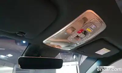 Genesis GV70 2023 2.5 Автомат в Москве № 27488, миниатюра 2