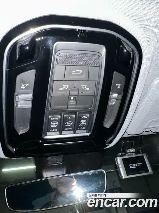 Jeep Cherokee 2021 3.6 Автомат в Москве № 279107, фото 12