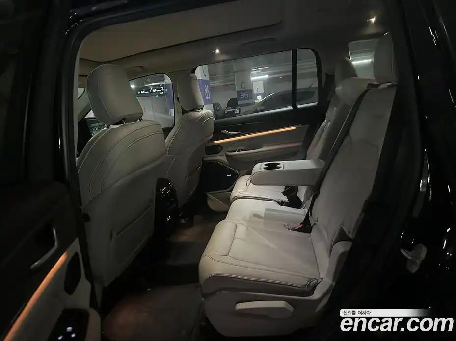 Jeep Cherokee 2021 3.6 Автомат в Москве № 279107, фото 16