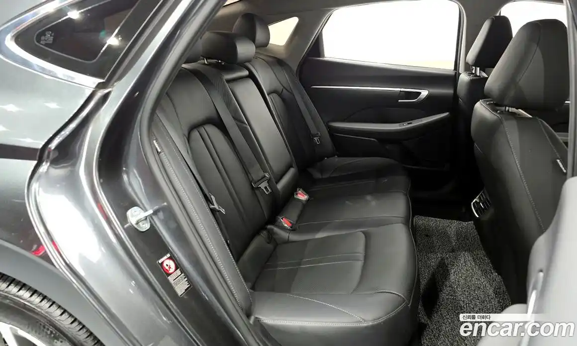 Hyundai Sonata 2022 1.6 Автомат в Москве № 2826, фото 12