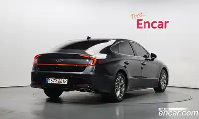Hyundai Sonata 2022 1.6 Автомат в Москве № 2826, миниатюра 2