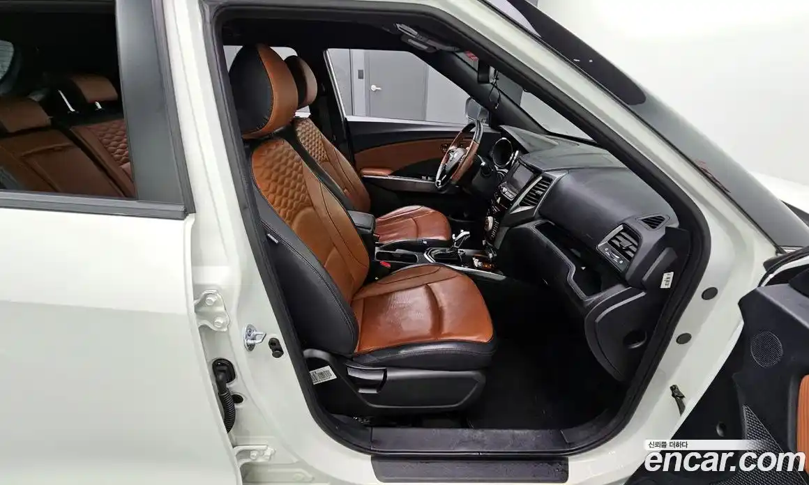 SsangYong TIBOLI 2019 1.6 Автомат в Москве № 28384, фото 20