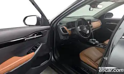 Kia Seltos 2024 1.6 Автомат в Москве № 285969, миниатюра 11