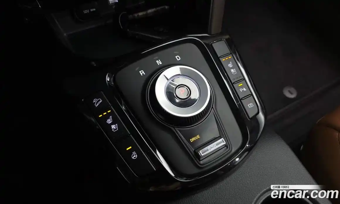 Kia Seltos 2024 1.6 Автомат в Москве № 285969, фото 9