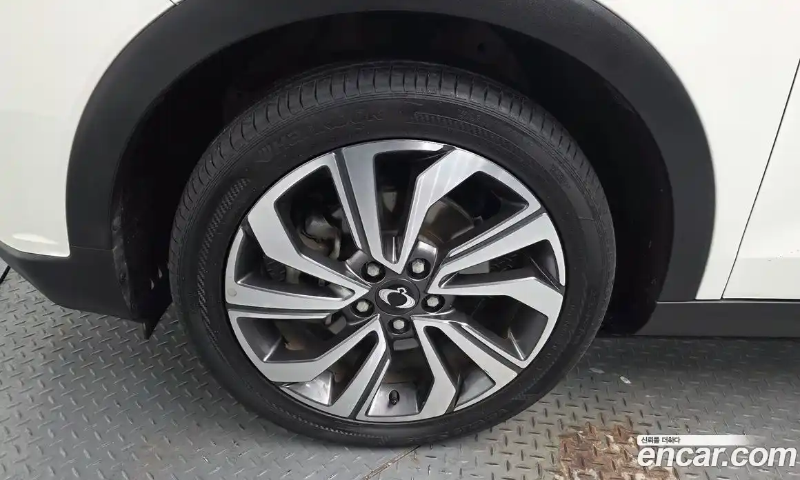 SsangYong TIBOLI 2020 1.6 Автомат в Москве № 288444, фото 20