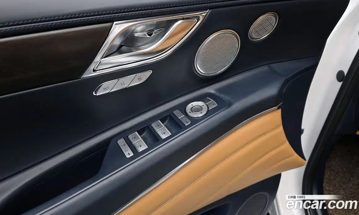 Genesis GV80 2023 2.5 Автомат в Москве № 289389, фото 8