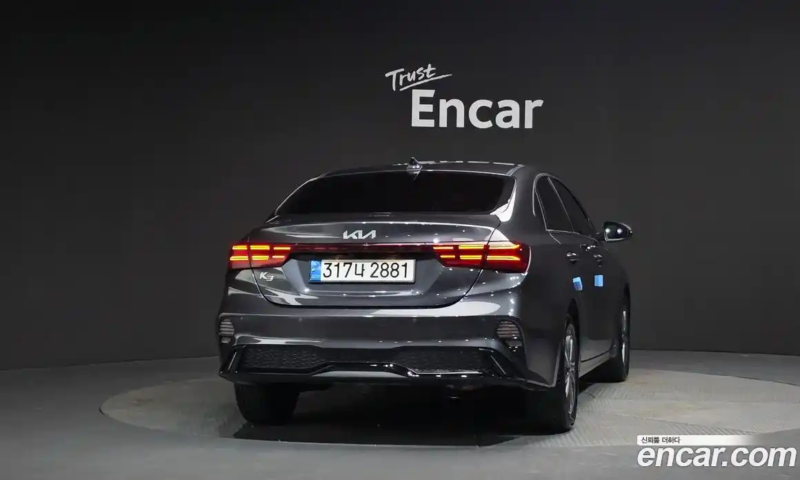 Kia K3 2023 1.6 Автомат в Москве № 306934, фото 1