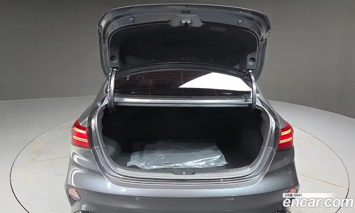 Kia K3 2023 1.6 Автомат в Москве № 306934, фото 10