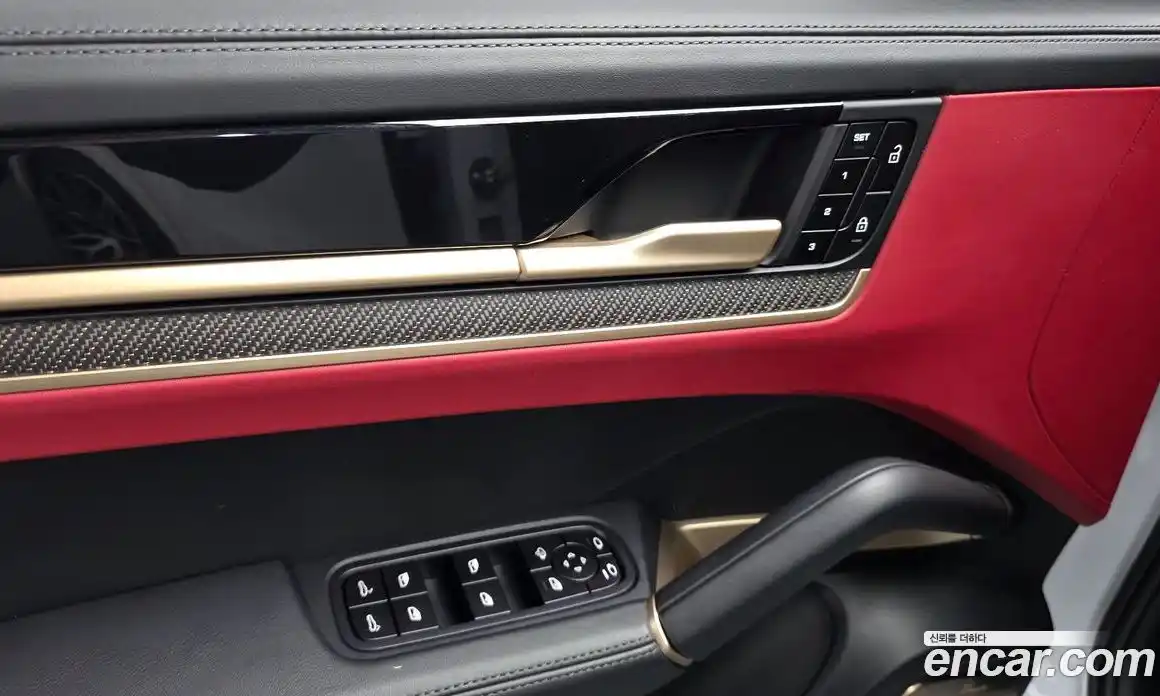 Porsche Cayenne 2025 4.0 Автомат в Москве № 312671, фото 18