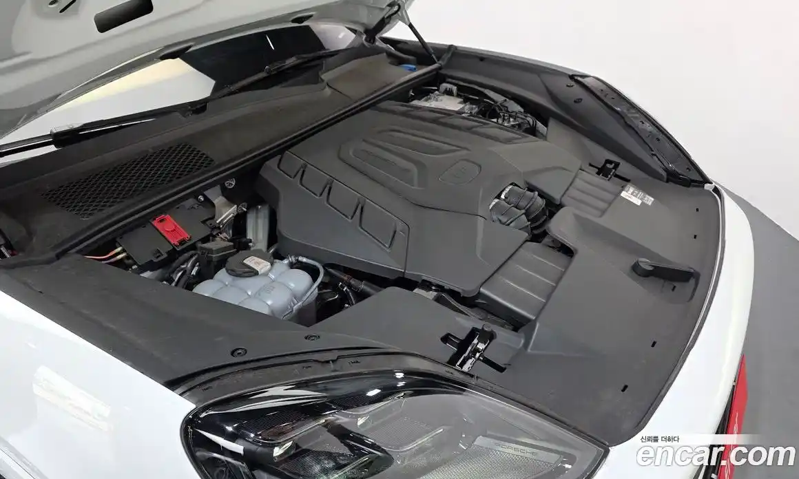 Porsche Cayenne 2025 4.0 Автомат в Москве № 312671, фото 6