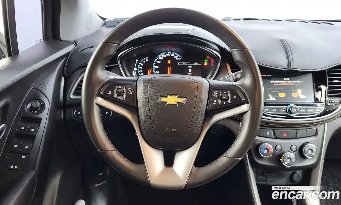 Chevrolet Trax 2018 1.4 Автомат в Москве № 314730, фото 14