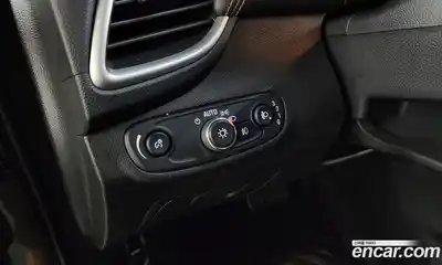 Chevrolet Trax 2018 1.4 Автомат в Москве № 314730, миниатюра 9
