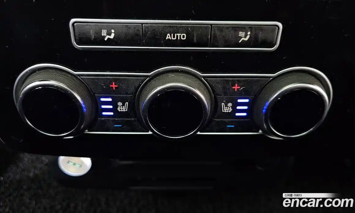 Land Rover Range-Rover 2014 4.4 Автомат в Москве № 316244, фото 15