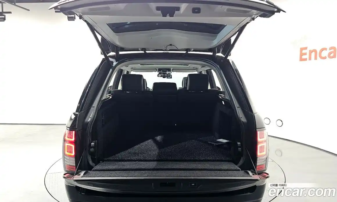 Land Rover Range-Rover 2014 4.4 Автомат в Москве № 316244, фото 10