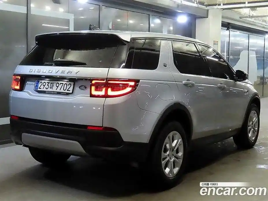 Land Rover Discovery Sport 2022 2.0 Автомат в Москве № 316383, фото 4