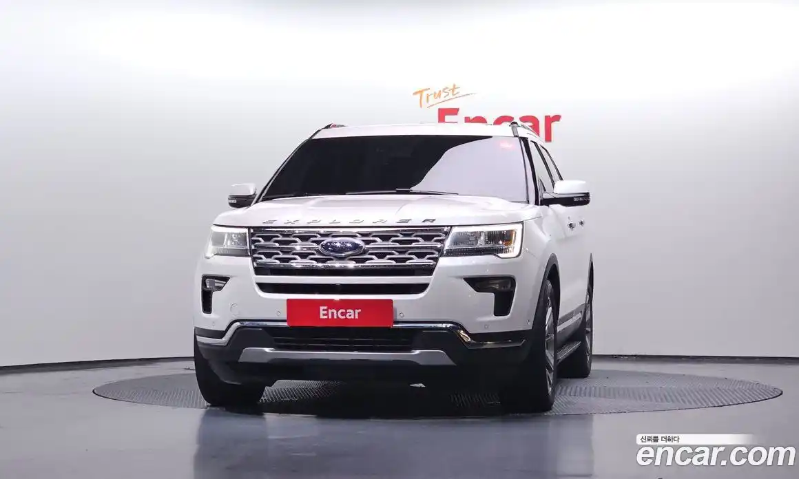 Ford Explorer 2018 2.3 Автомат в Москве № 319097, фото 14