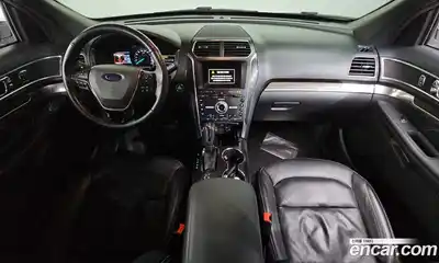 Ford Explorer 2018 2.3 Автомат в Москве № 319097, миниатюра 4