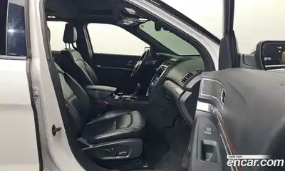 Ford Explorer 2018 2.3 Автомат в Москве № 319097, миниатюра 7