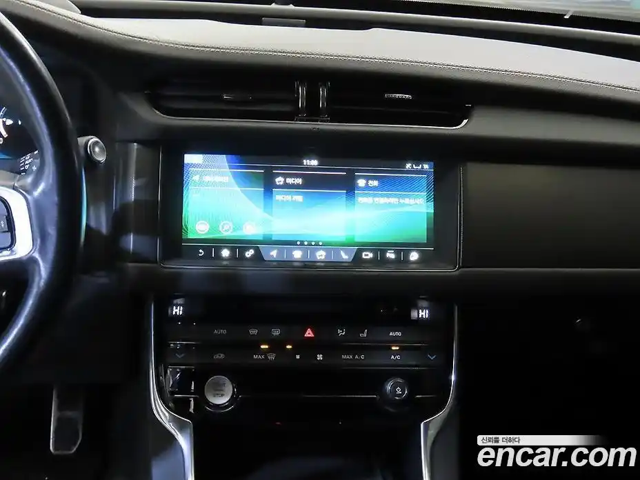 Jaguar XF 2016 3.0 Автомат в Москве № 320162, фото 11