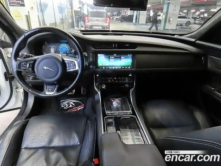 Jaguar XF 2016 3.0 Автомат в Москве № 320162, фото 10