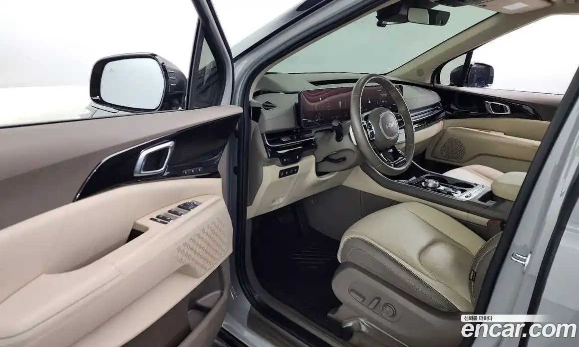 Kia Canival 2024 1.6 Автомат в Москве № 321633, фото 20