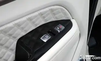 SsangYong Rexton 2021 2.2 Автомат в Москве № 32599, миниатюра 3