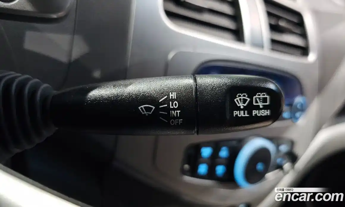 Chevrolet Spark 2012 1.0 Автомат в Москве № 342293, фото 17