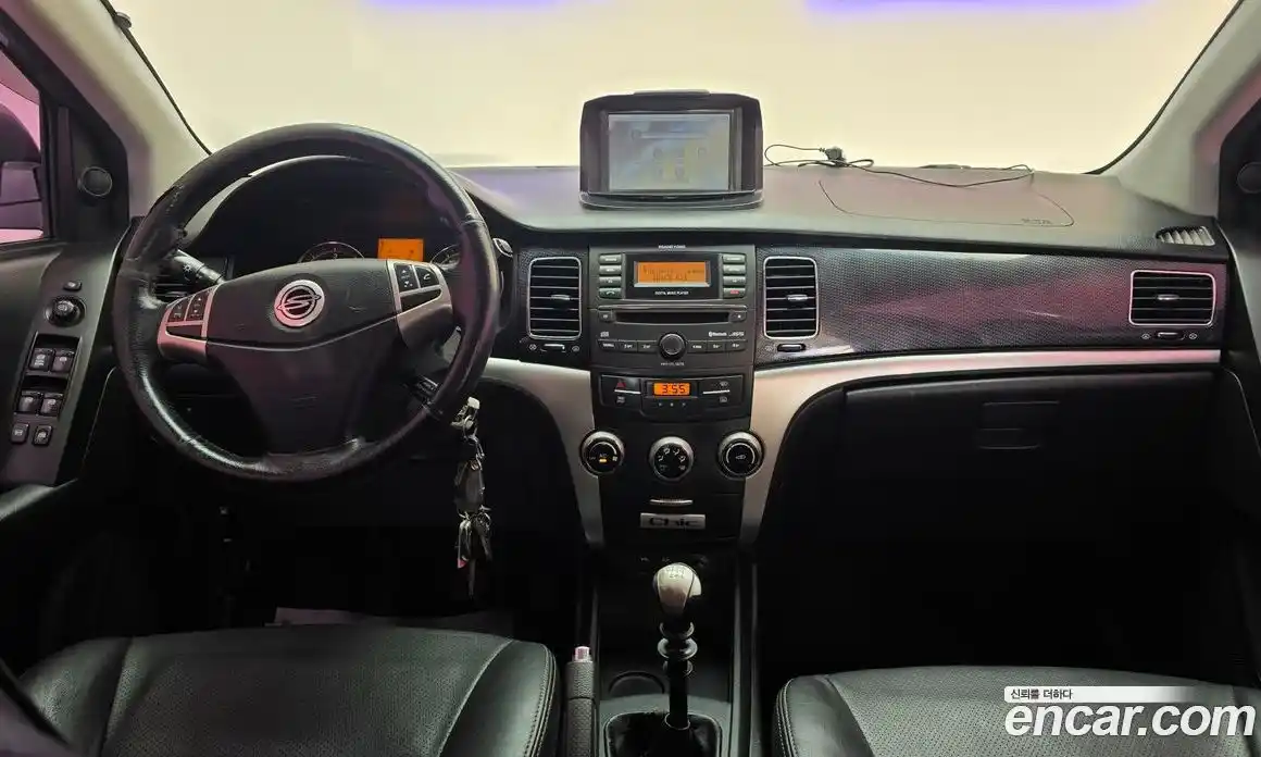 SsangYong Korando 2012 2.0 Механическая в Москве № 34721, фото 11