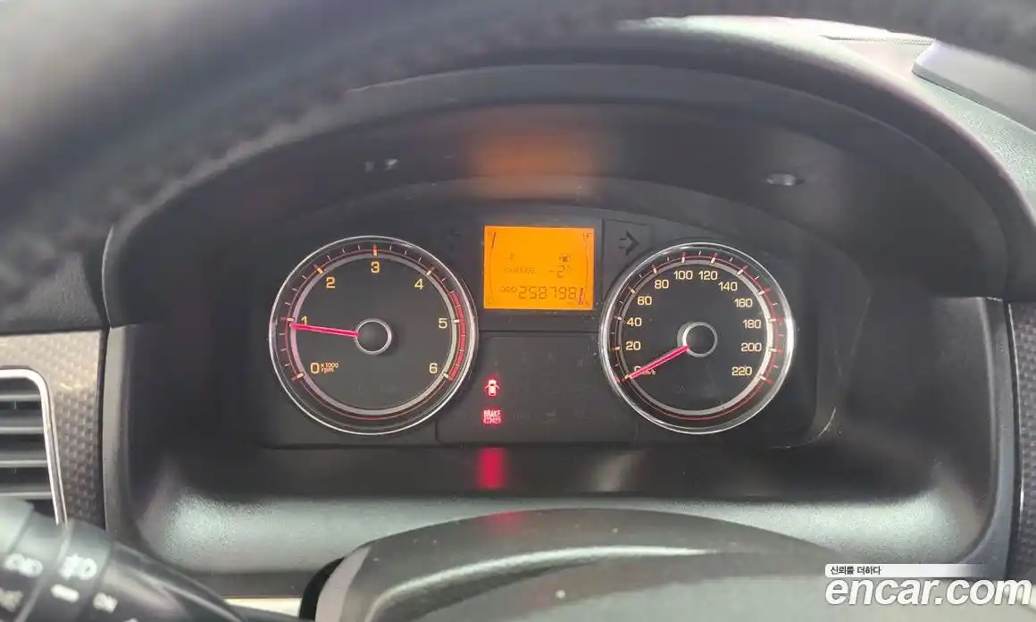 SsangYong Korando 2012 2.0 Механическая в Москве № 34721, фото 13