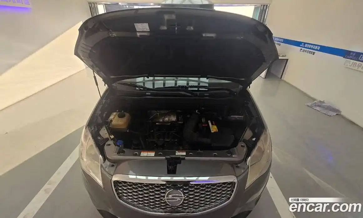 SsangYong Korando 2012 2.0 Механическая в Москве № 34721, фото 16