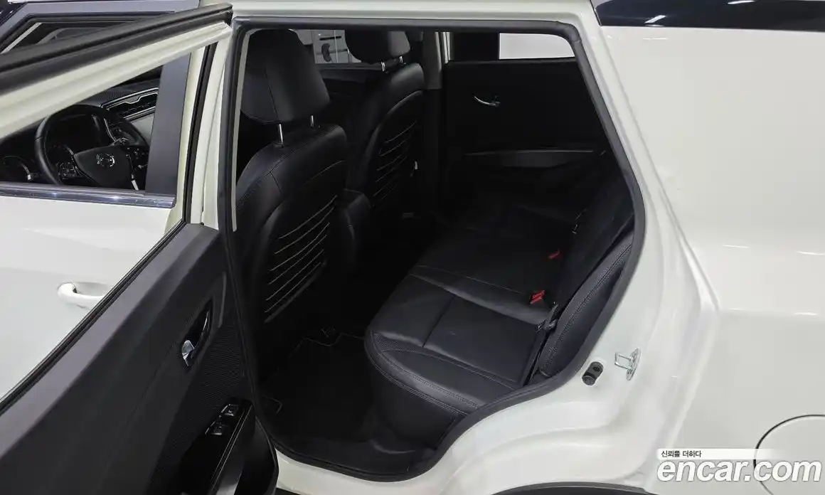 SsangYong TIBOLI 2022 1.5 Автомат в Москве № 35071, фото 17