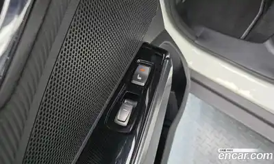 SsangYong TIBOLI 2022 1.5 Автомат в Москве № 35071, миниатюра 5