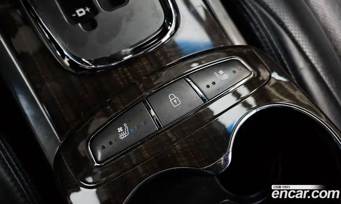 SsangYong Chairman 2012 2.8 Автомат в Москве № 35383, фото 16