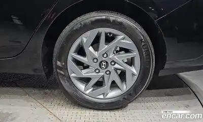 Hyundai Avante 2025 1.6 Автомат в Москве № 356590, миниатюра 5