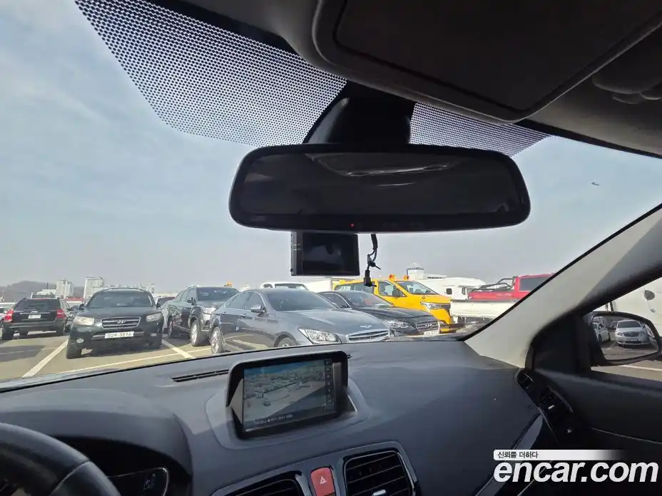 Renault SM3 2016 1.6 Автомат в Москве № 360500, фото 18