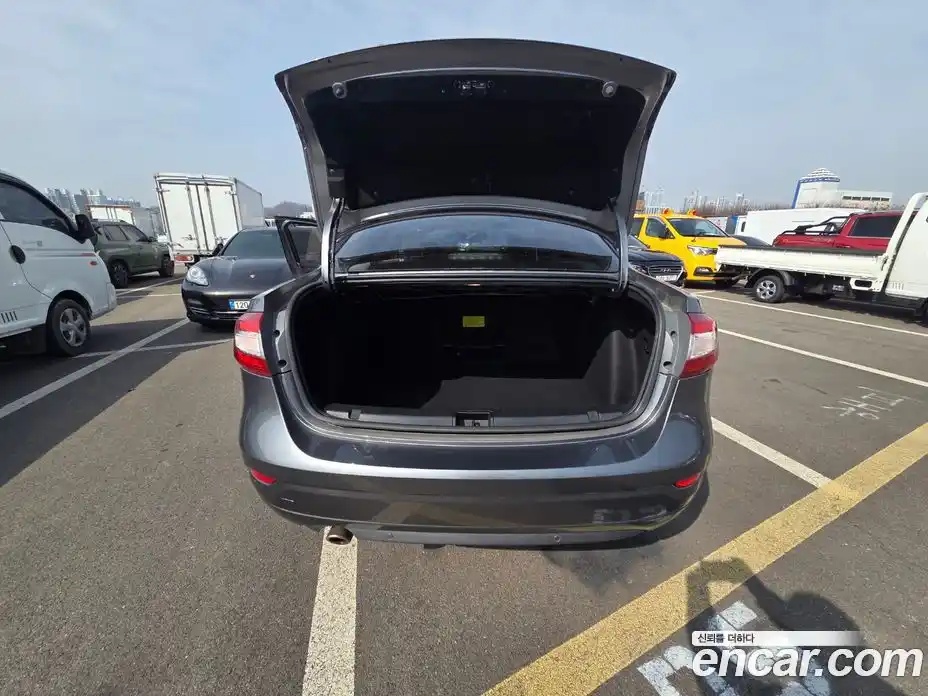 Renault SM3 2016 1.6 Автомат в Москве № 360500, фото 7