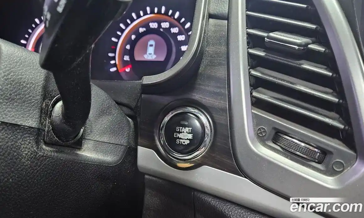 SsangYong Korando 2014 2.0 Автомат в Москве № 36329, фото 10