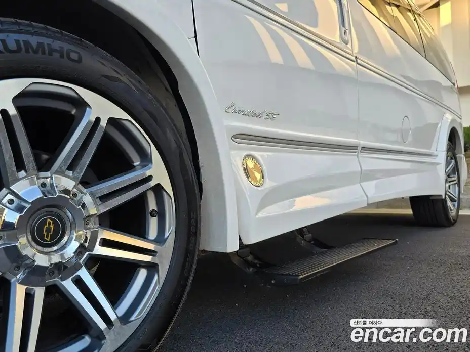 Chevrolet Express Van 2018 6.0 Автомат в Москве № 364029, фото 18