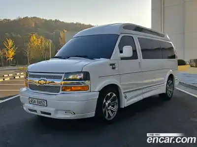 Chevrolet Express Van 2018 6.0 Автомат в Москве № 364029, миниатюра 3