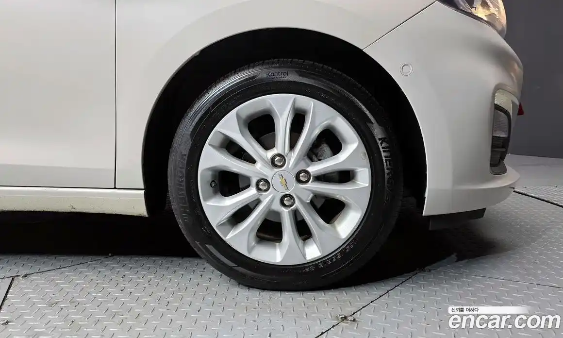 Chevrolet Spark 2019 1.0 Автомат в Москве № 37240, фото 17