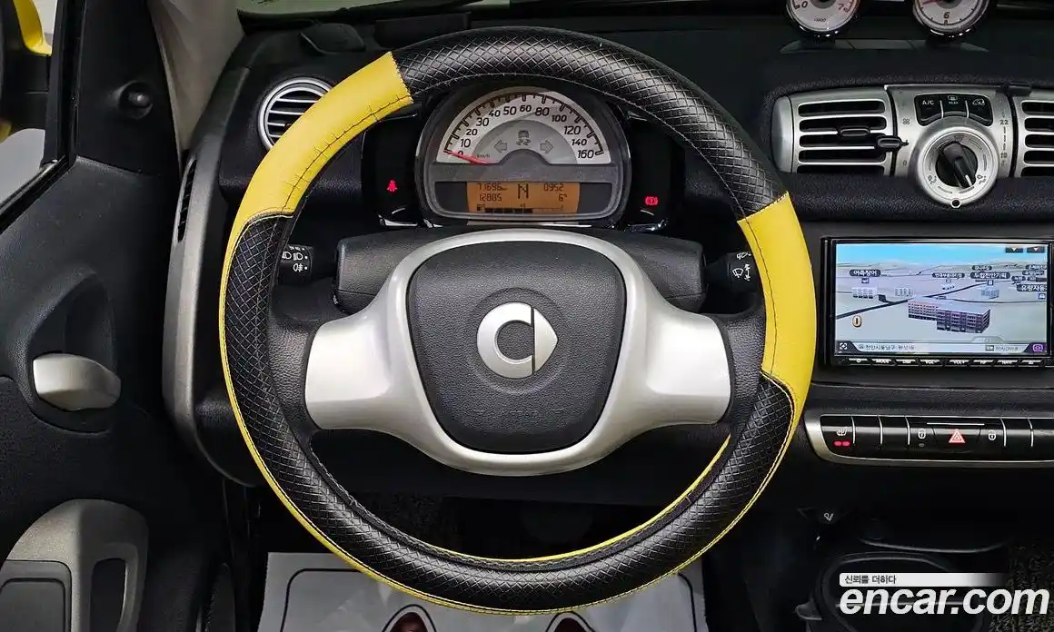Smart Fortwo 2014 1.0 Автомат в Москве № 376035, фото 14
