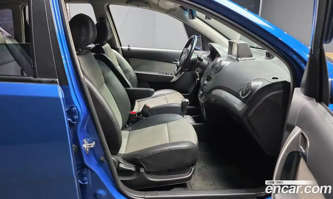 Chevrolet Gentra 2009 1.2 Автомат в Москве № 37997, фото 8