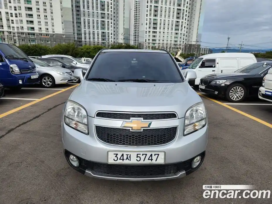 Chevrolet Orlando 2012 2.0 Автомат в Москве № 38011, фото 2