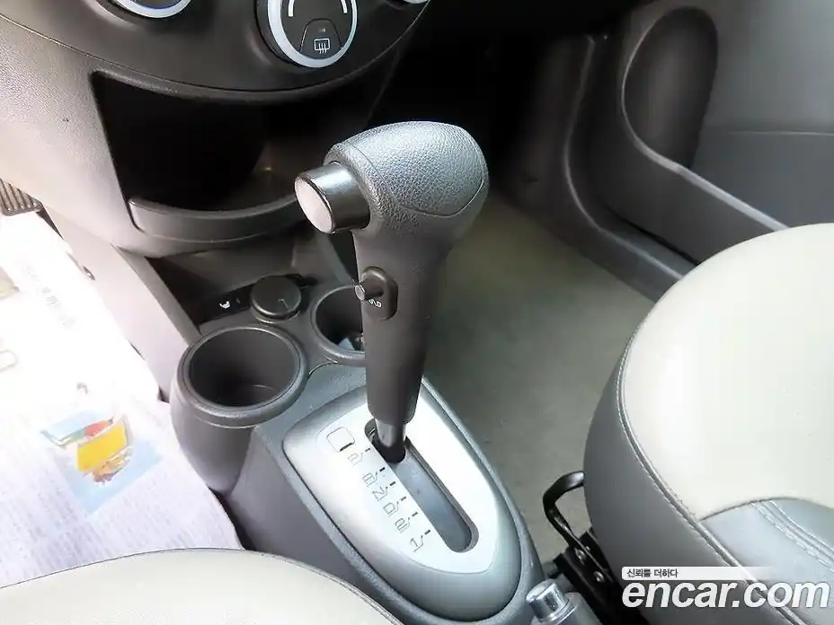 Chevrolet Spark 2012 1.0 Автомат в Москве № 38476, фото 11